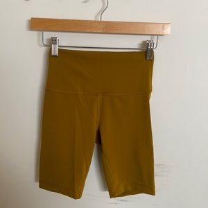 Size 4 lululemon everlux biker shorts
